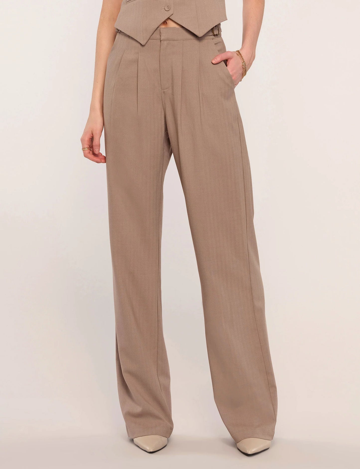 Maxine Pant