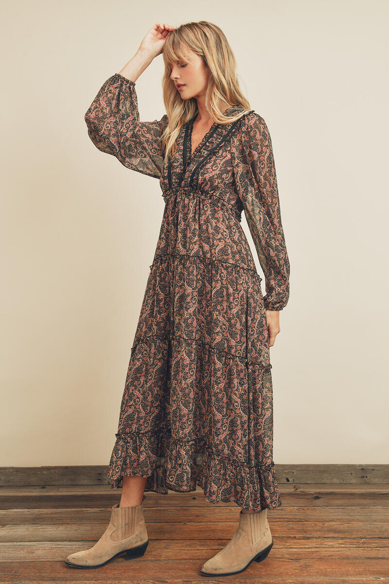 Lace Trim Tiered Maxi Dress